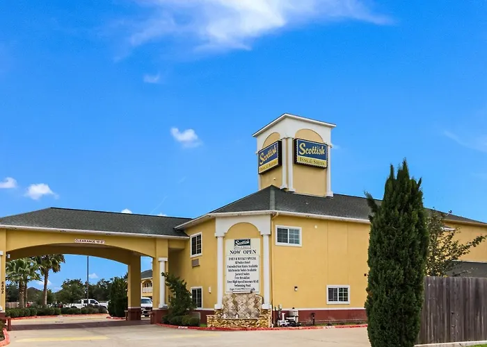 Scottish Inn And Suites Baytown