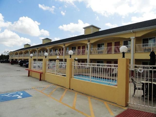 Scottish And Motel